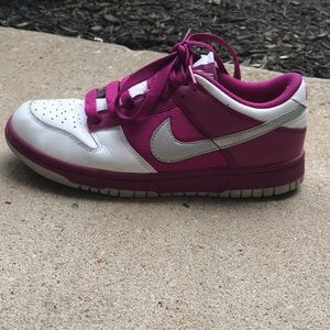 Nike Sneakers (fuchsia colored)